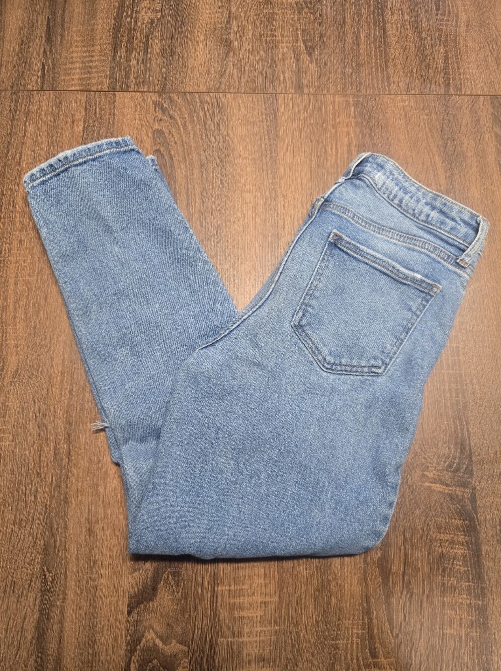 Willow + Root The Mom Fit Jeans Size 28 Light Wash Distressed High Rise Denim